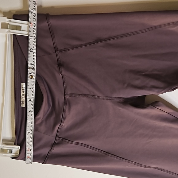 Forever21 Purple Athletic Stretchy Leggings - Picture 5 of 10